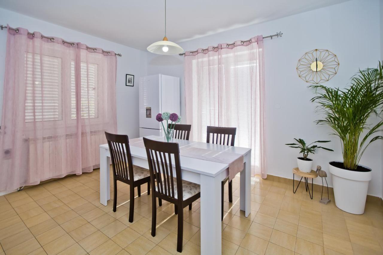 Apartments And Rooms Marija هفار المظهر الخارجي الصورة
