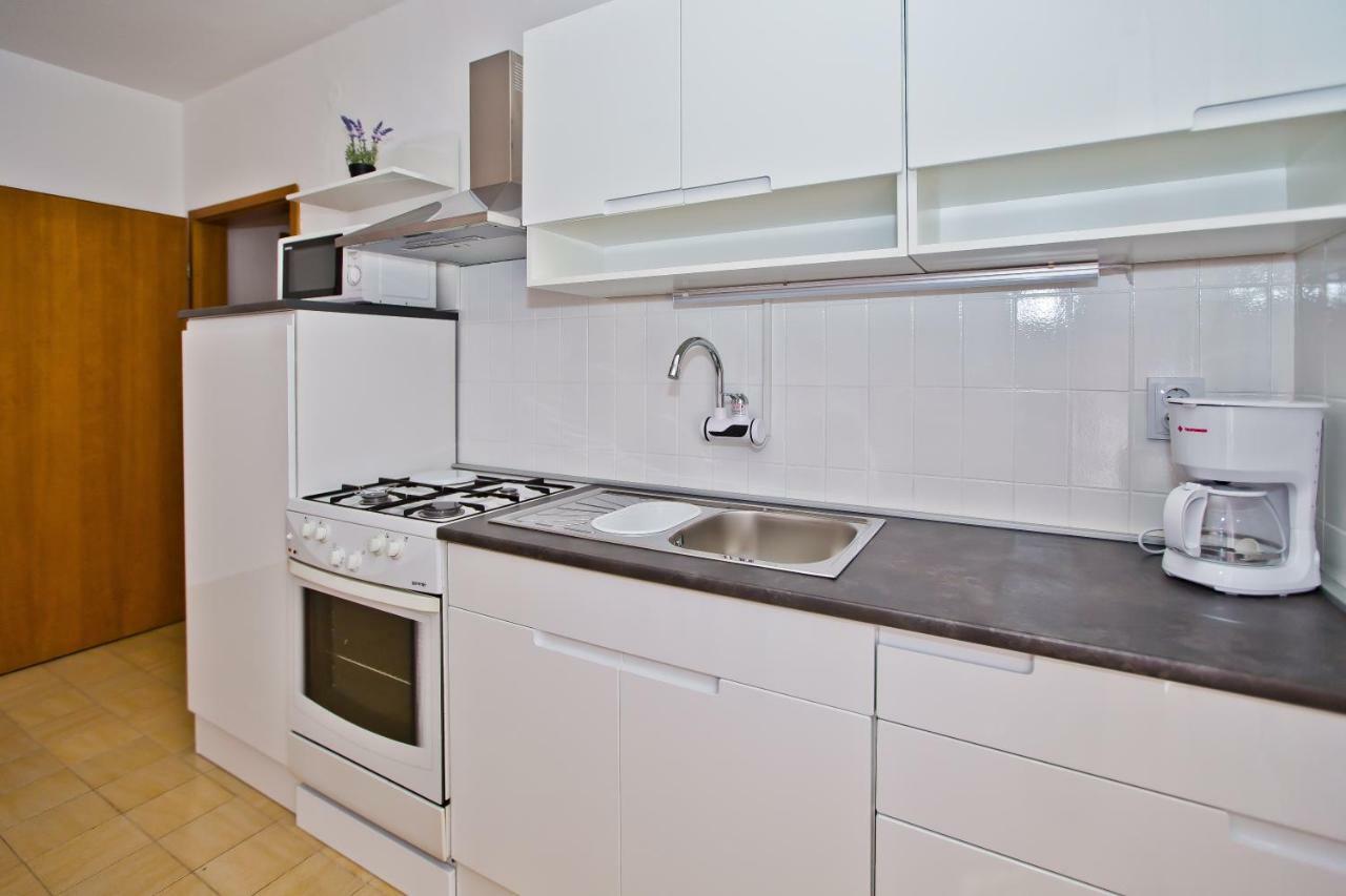 Apartments And Rooms Marija هفار المظهر الخارجي الصورة